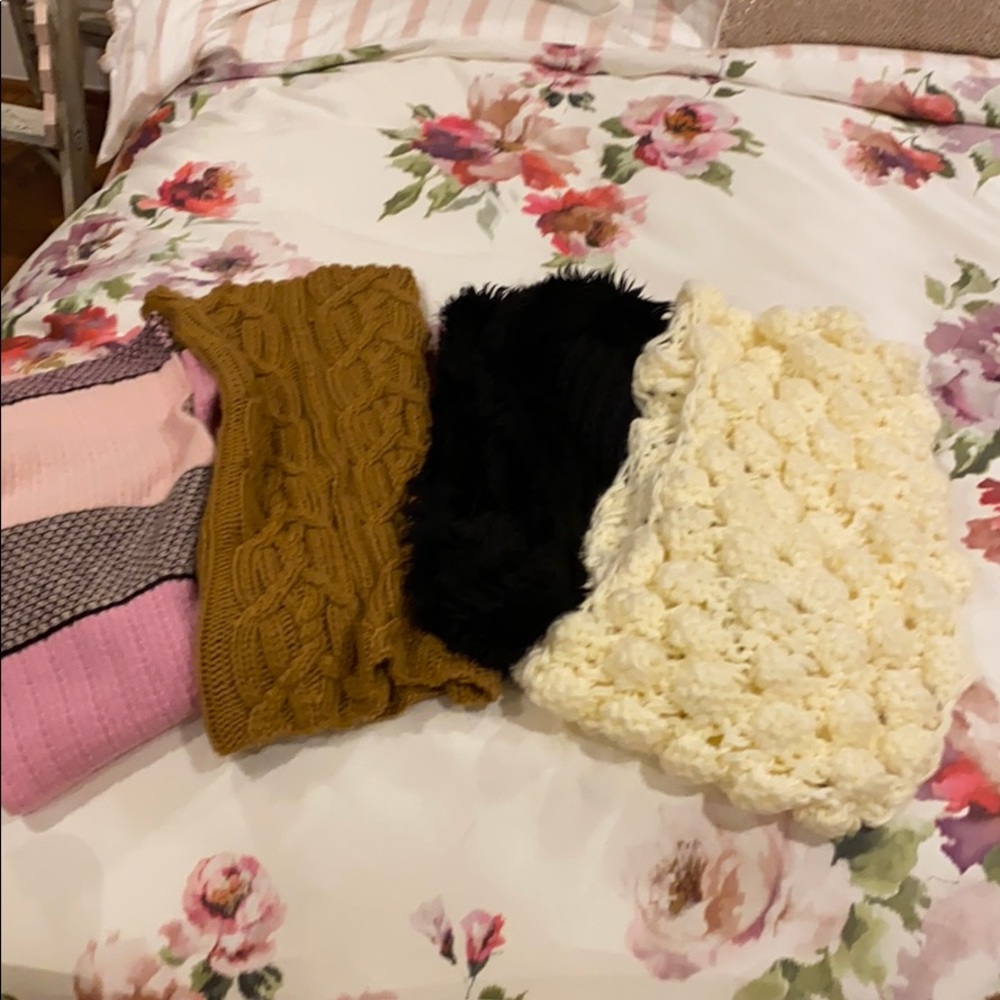 Neck scarfs